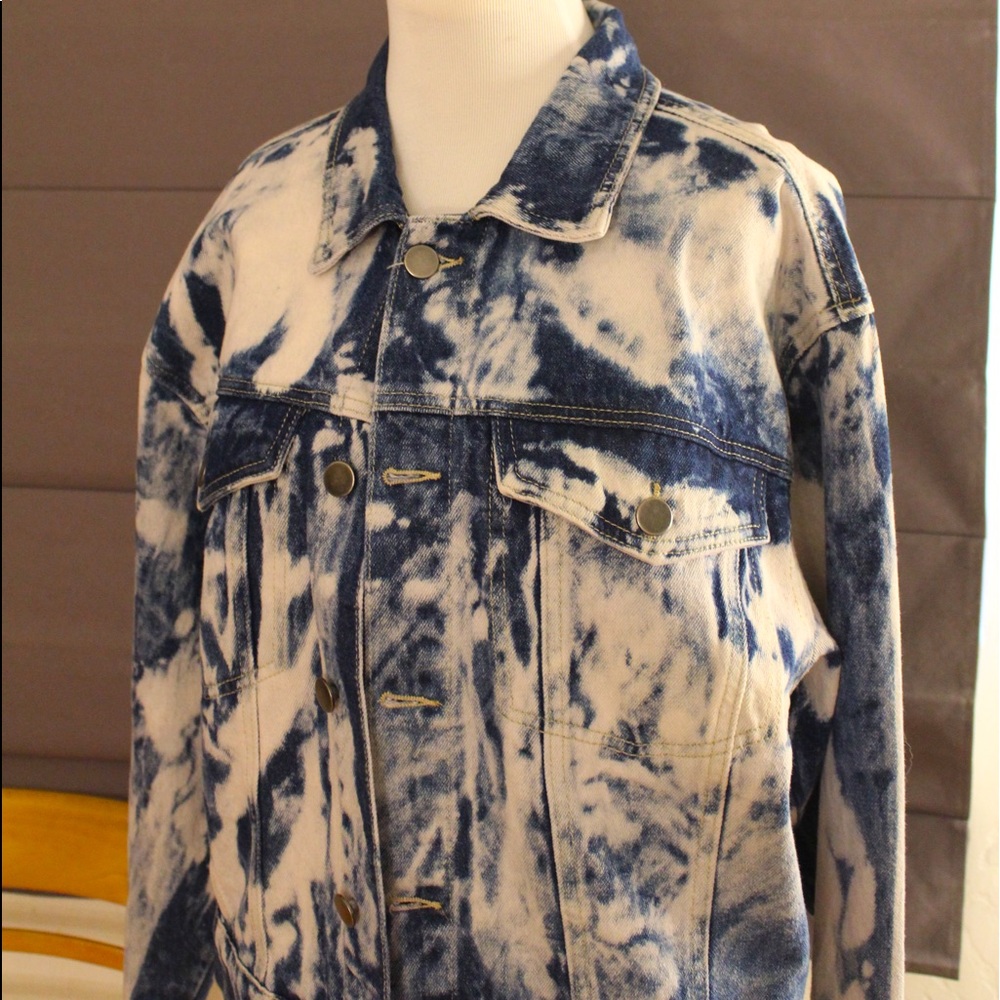 BP. Medium sized, white washed jean jacket